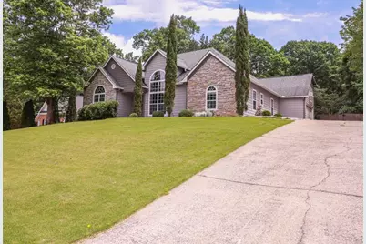 5377 Fawn Ivey Lane Lane, Buford, GA 30519 - Photo 3
