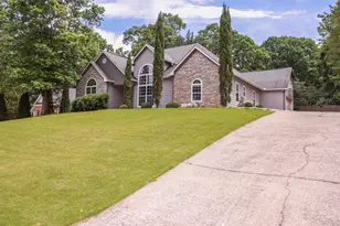 5377 Fawn Ivey Ln Ln, Buford, GA 30519 - Photo 3