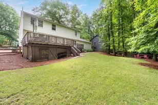 9470 Hillside Dr, Roswell, GA 30076 - Photo 31