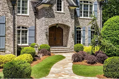 820 Loridans Drive NE, Atlanta, GA 30342 - Photo 3