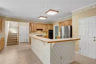 2010 Milfield Cir, Snellville, GA 30078 - Photo 13