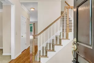 2010 Milfield Cir, Snellville, GA 30078 - Photo 3