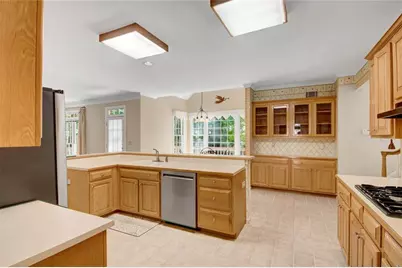 2010 Milfield Circle, Snellville, GA 30078 - Photo 15