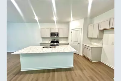 5372 Heron Bay Boulevard, Locust Grove, GA 30248 - Photo 5