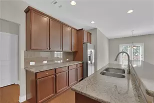 1710 Eastbrooke Pl, Suwanee, GA 30024 - Photo 7