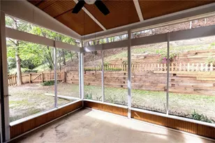 1038 Island View Ct, Buford, GA 30518 - Photo 37