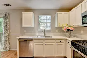 240 Springbottom Ct, Lawrenceville, GA 30046 - Photo 17