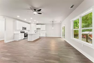 43 Anderson Street, Jefferson, GA 30549 - Photo 13