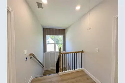 5719 Calm Valley Point, Flowery Branch, GA 30542 - Photo 11