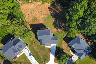 5719 Calm Valley Point, Flowery Branch, GA 30542 - Photo 19