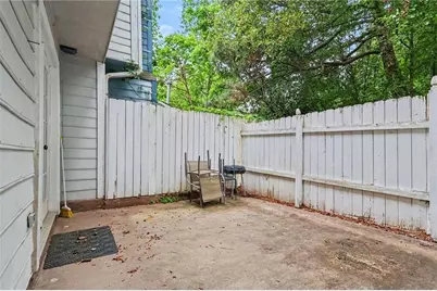 8577 Jamestown Way, Jonesboro, GA 30238 - Photo 33