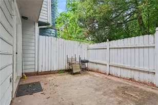8577 Jamestown Way, Jonesboro, GA 30238 - Photo 33