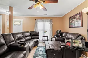 8577 Jamestown Way, Jonesboro, GA 30238 - Photo 9
