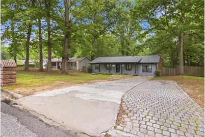 360 Hemlock Drive, Lawrenceville, GA 30046 - Photo 3