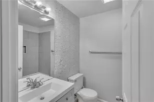 360 Hemlock Dr, Lawrenceville, GA 30046 - Photo 19