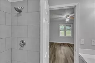 360 Hemlock Dr, Lawrenceville, GA 30046 - Photo 19