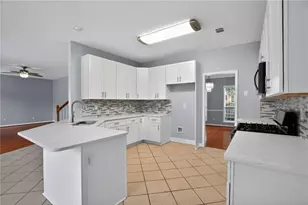 200 Essex Pl, Ellenwood, GA 30294 - Photo 17