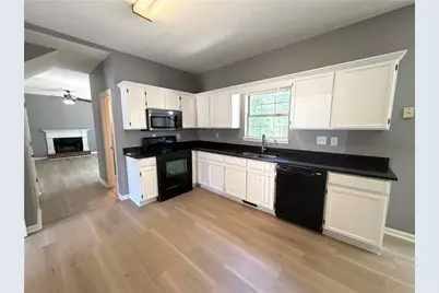 2205 Springer Walk, Lawrenceville, GA 30043 - Photo 9