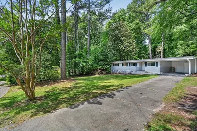 2462 Skyland Trail NE, Brookhaven, GA 30319 - Photo 3