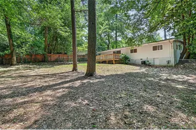 2462 Skyland Trail NE, Brookhaven, GA 30319 - Photo 19