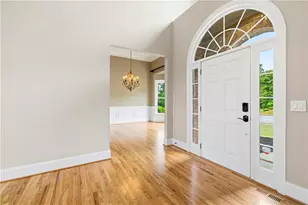 215 Lynwood Ct, Roswell, GA 30075 - Photo 33