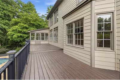 215 Lynwood Court, Roswell, GA 30075 - Photo 7