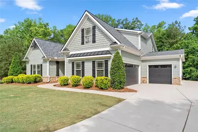 300 Bryce Avenue, Jefferson, GA 30549 - Photo 7