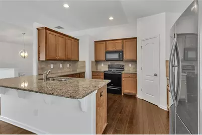 2126 Crown Park Drive, Winder, GA 30680 - Photo 11