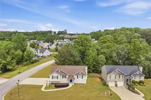2126 Crown Park Dr, Winder, GA 30680 - Photo 31