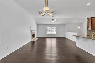 2126 Crown Park Dr, Winder, GA 30680 - Photo 3