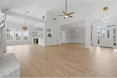 325 North Court, Alpharetta, GA 30004 - Photo 9