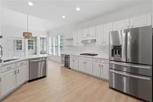 325 North Ct, Alpharetta, GA 30004 - Photo 17