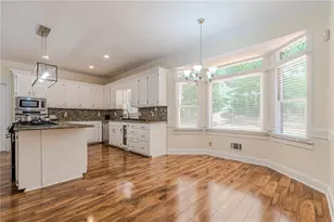 5460 Lichenhearth Ct, Stone Mountain, GA 30087 - Photo 9