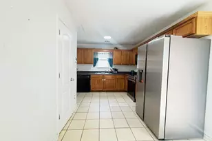 3830 Alderwoods Dr, Jonesboro, GA 30236 - Photo 5