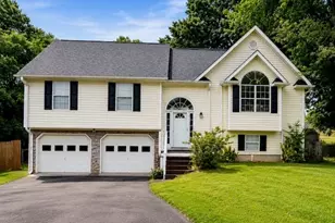 151 Twin Oaks Dr, Calhoun, GA 30701 - Photo 1