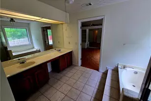 639 Stonebridge Loop, Lithonia, GA 30058 - Photo 37