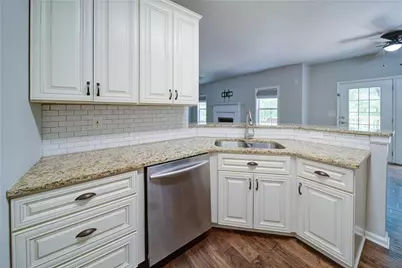 7315 Timberline Ovlk, Cumming, GA 30041 - Photo 9
