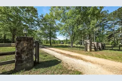 9511 Highpoint Road, Villa Rica, GA 30180 - Photo 3