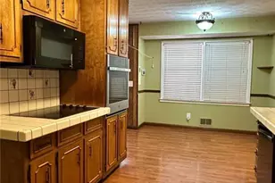 3750 Briarcliff Dr, Douglasville, GA 30135 - Photo 9