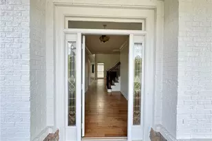 5195 Wickingham Ln, Suwanee, GA 30024 - Photo 3