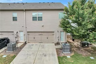 330 Avalon Sq, Fairburn, GA 30213 - Photo 47