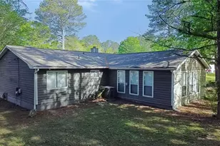 7085 Hania Dr, Fairburn, GA 30213 - Photo 9