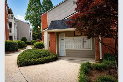 2043 Chastain Park Court NE, Atlanta, GA 30342 - Photo 11
