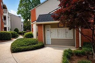 2043 Chastain Park Ct NE, Atlanta, GA 30342 - Photo 11