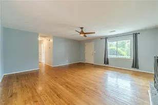 3142 Rocky Point Ct, Snellville, GA 30078 - Photo 5