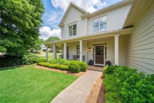 6405 Lake Trce, Cumming, GA 30040 - Photo 3