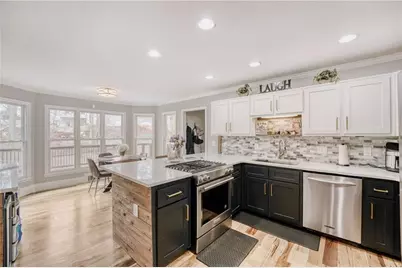 9005 Ridgestone Court, Roswell, GA 30076 - Photo 5
