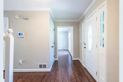 1093 Wash Lee Drive SW, Lilburn, GA 30047 - Photo 5