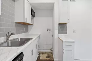 1235 Riverside Dr, Gainesville, GA 30501 - Photo 7