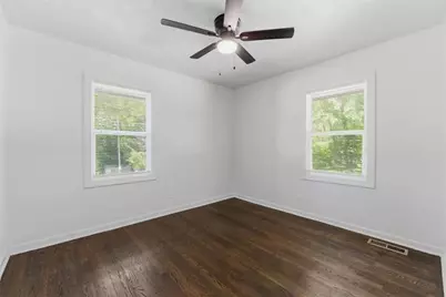 758 Dennis Drive, Forest Park, GA 30297 - Photo 15